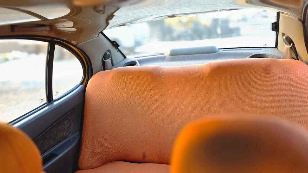 سلام عليكم 
طيبه مديل ٢٠١٦ مكفوله طخات بسيطه بل جوانب تخم تاير جديد تبريد كهرباء فول 
عنوان بغداد جسر ديالئ القديم 
***********
السعر ٤٧ وبيه مجال بسيط
