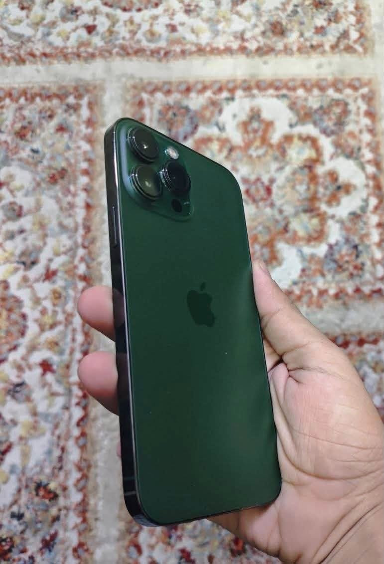 سلام عليكم 
ايفون 13برو ماكس ذاكره 256 
بطاريه 75 شرق اوسط نضافه 100 بل 100 
كامل ملحقات 
السعر 700 او مراوس ب ايفون 16 برو ماكس  بطاريه فوك ال90 مع فرق 
العنوان بغداد 
الرقم للتواصل ٠٧٧١ ٣٤٢ ٤٧٠٤
