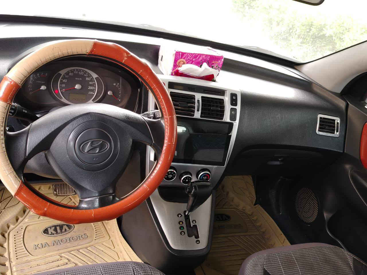 السلام عليكم هونداي توسان موديل 2010 رقم بغداد باسمي شخصيآ تحويل مباشر مكينه 4 سلندر تخم تاير ويل كب مكينه كير صدر تبريد ثلج تدفئه السيارة مال جناي بيهه خشم البنيد وطخه زغيرة باب الخلفي مال جنطه للبيع فقط السعر 125 مكاني بغداد وهذا *********** ابو احمد
