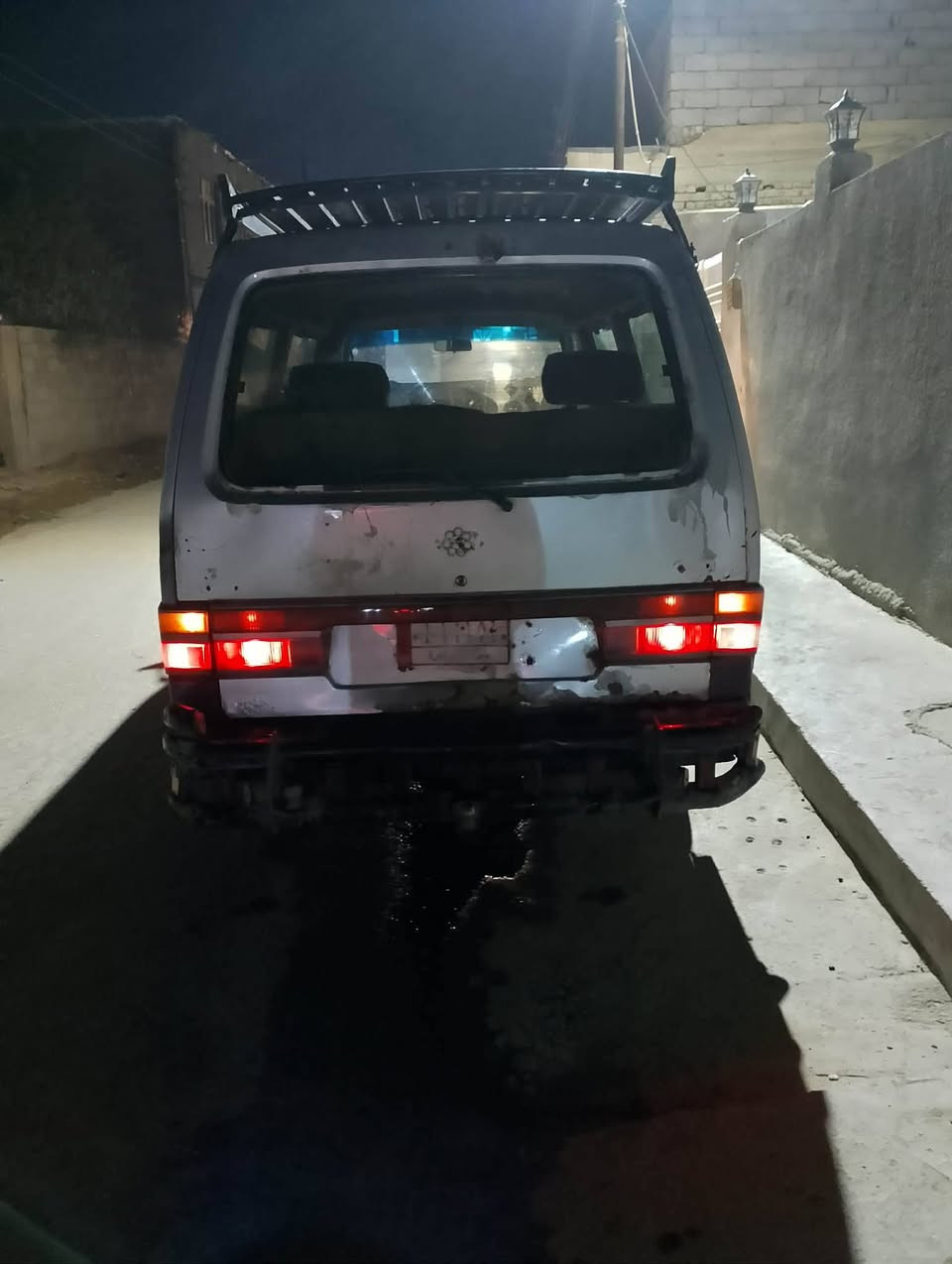 كيه بسته للبيع موديل 93 مكينه وگير خير من الله كهربائيات كامله بس الاكسن بي صوت قليل سنويه عظم عاج راعيه ما اندله ابيع بدون راعي اتكفل سرقه وعشائر السعر  19 $ وبيه مجال للاتصال /// ***********
