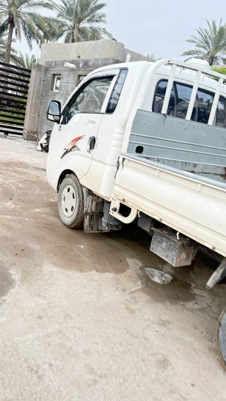 السلام عليكم  من رخصت الادمن سياره كيه موديل 2011سنويه 2028  للبيع رقم واسط كفاله من صبغ والضربه جديده كلش من كير مكينه كشر عل بلاد مكان سياره بابل 
الاتصال 
***********
