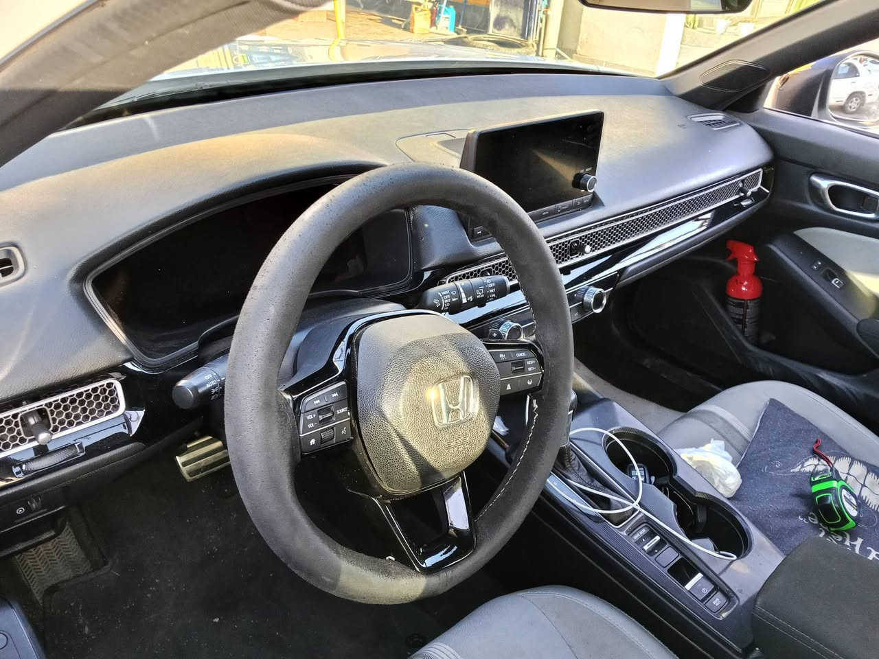 هوندا سفك هيبرد موديل 25 ماشيه 38 بيه تكحيل فقط للبيع سبورت معروفه مواصفاتها السعر 150 للتواصل ***********
