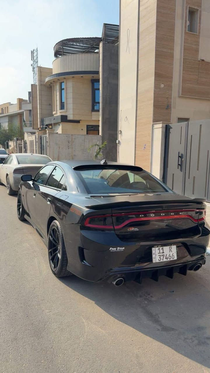 سلام عليكم ورحمة الله وبركاته
اريد ابيع هاي الجارجر سياره حلوه ونظيفه ومتوازي على بيعته سياره نظيفه الى درجه وحادثه بسيط المحرك مالته 8v ثمانيه سلندر هيلكات الحادث مالته الجاملغ الامامي بجهت السايق  وبنيد مبدلات نفس الون مرقمه بغداد رقم حديث والسعر 265وبيه مجال بسيط الرقم الاستفسار على الواتساب ***********❤️
