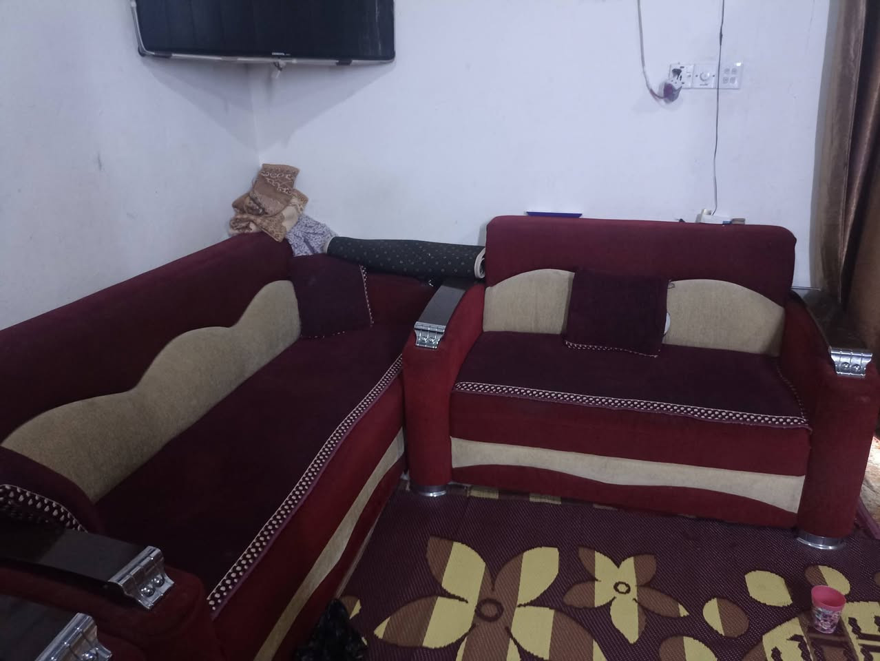 سلام عليكم للبيع الغرفه سعرها 400  ديوان 75 
درين شحن بدون بطاريه فتح وشد وثقب حياطين ب10 
الخاص مفتوح 
*********** المكان بعقوبه خرنابات
