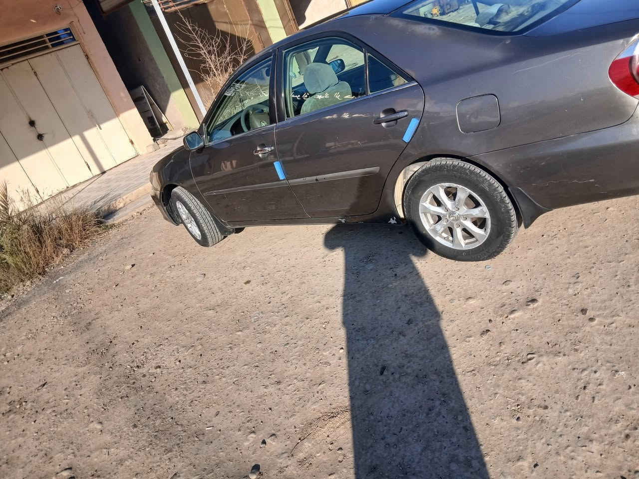 سلام عليكم  عندي هاذ كامري مديل 2005رقم انكليزي وصبق حزام   الي يريد يتصل علا هاذ رقم ***********العنوان صلاح الدين قضاء الضلوعيه
