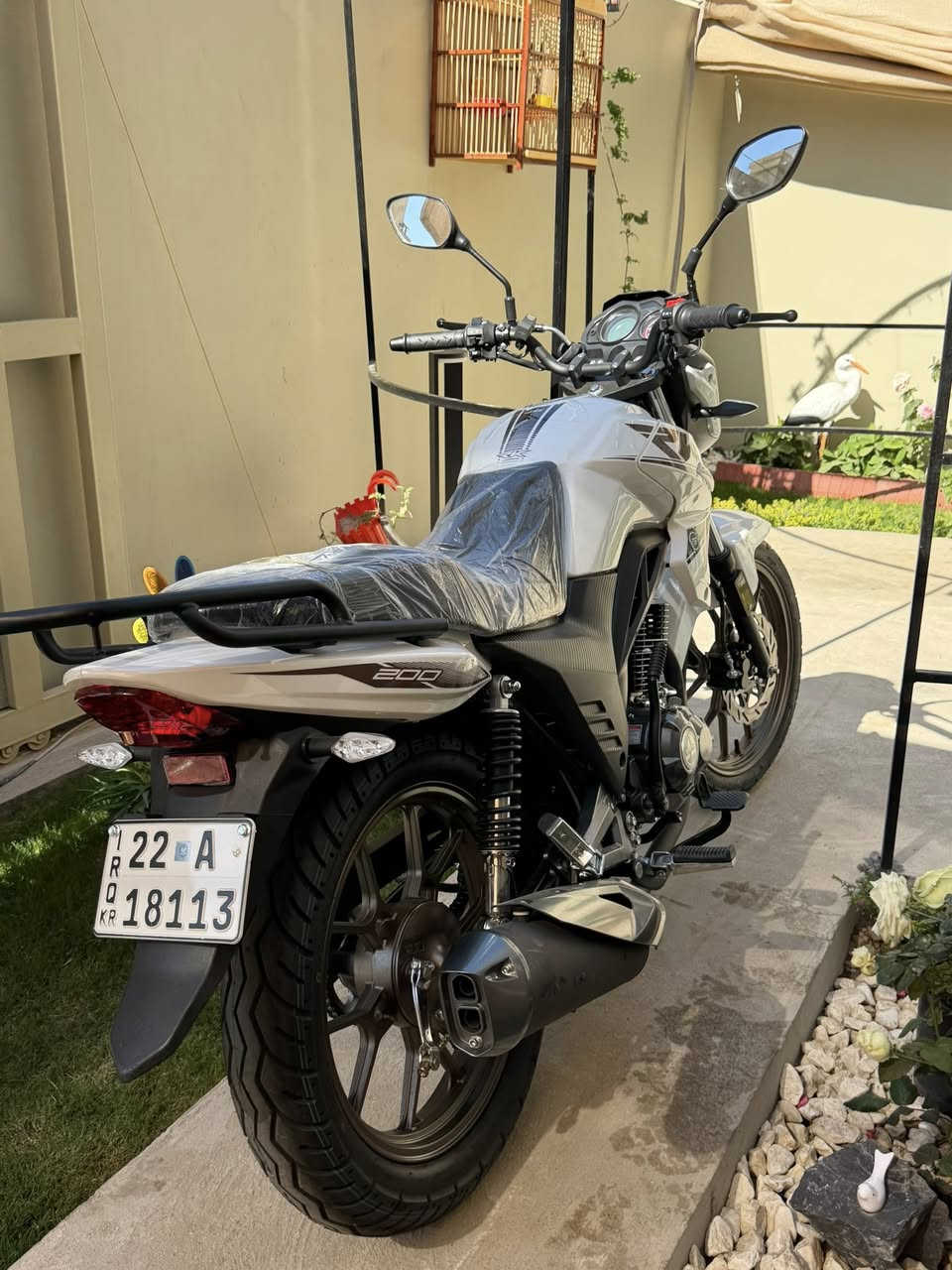 سلام عليكم دراجه قبل ٥ ايام اخذته من شركه عجله خليج وبعدهة ع سحك كلش جديده اخت شركة ١٠٠ مواصل ممشه مالتهة باسم الشركه تحويل شوكت ميعجبك رقم اربيل احتاجيت فلوس ومستعجل ع بيعته السعر 2,800
مكان بغداد صابيات مجمع بوابه الكاظميه


**إذا كنت صاحب هذا الإعلان وتريد حذفه لأي سبب، رجاءا أرسل رسالة إلى الدعم الفني**