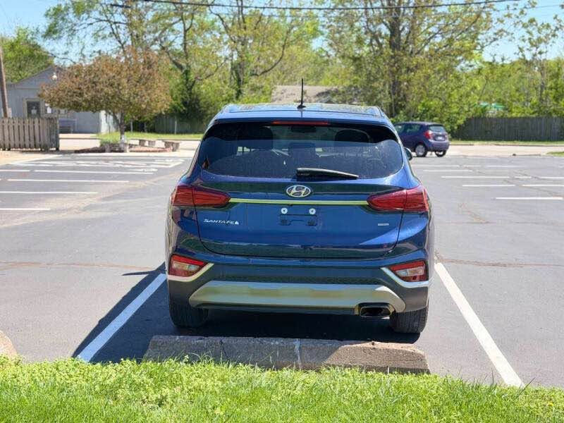 🔥 2019 Hyundai Santa Fe SE AWD 🔥

2019 Hyundai Santa Fe SE 2.4L

💰 Price: $13,999
🛣️ Mileage: 127,051

✅ All-Wheel Drive (AWD)
✅ SE Package
✅ Backup Camera
✅ Apple CarPlay & Android Auto
✅ Bluetooth Connectivity
✅ Spacious Interior
✅ Great Family SUV

💸 Financing Available
✔️ Fast Approvals
✔️ Flexible Financing Options

🏷️ Temp Tag Available

🚨 Price is for cash deal or approved credit only.

🌎 We Speak English • Spanish • Arabic • Kurdish

📍 Kansas City, MO

📩 Message us today to schedule your test drive!

#Hyundai #SantaFe #HyundaiSantaFe #AWD #SUV #FamilySUV #UsedCarsKC #KansasCity #FinancingAvailable #GreatDeal 🔥✨ Kansas City, MO


**إذا كنت صاحب هذا الإعلان وتريد حذفه لأي سبب، رجاءا أرسل رسالة إلى الدعم الفني**