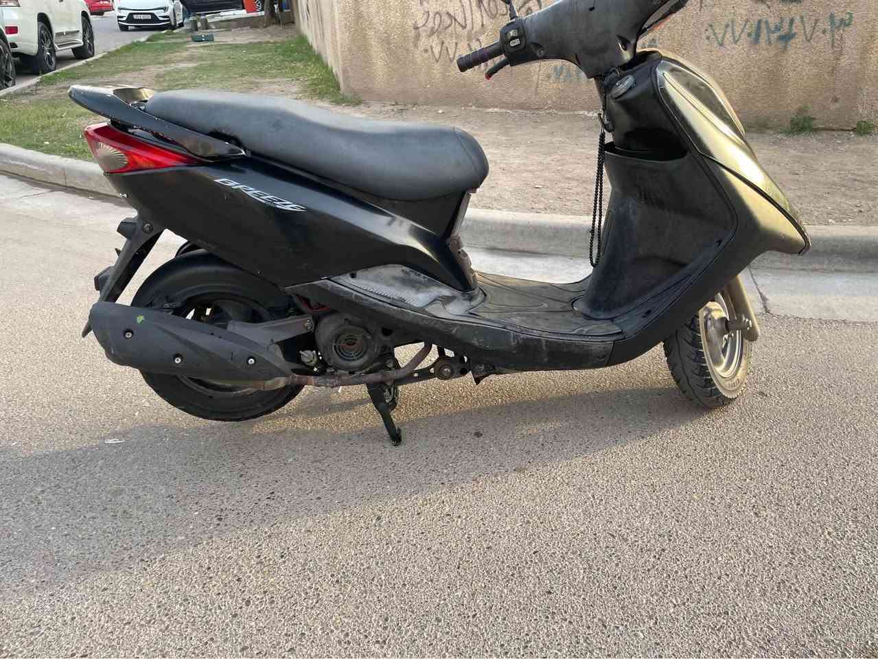 بريز جديده كامله مكمله مابيها نقص برغي مكاني المنصور السعر 600 وبيها مجال للطيبين 
*********** بغداد, العراق
