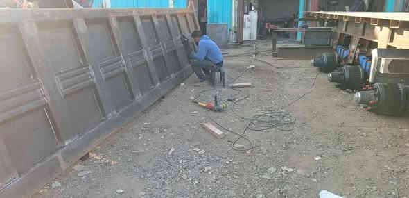 السلام عليكم عمل حداد عامه جميع البديات والمقاطير ***********
