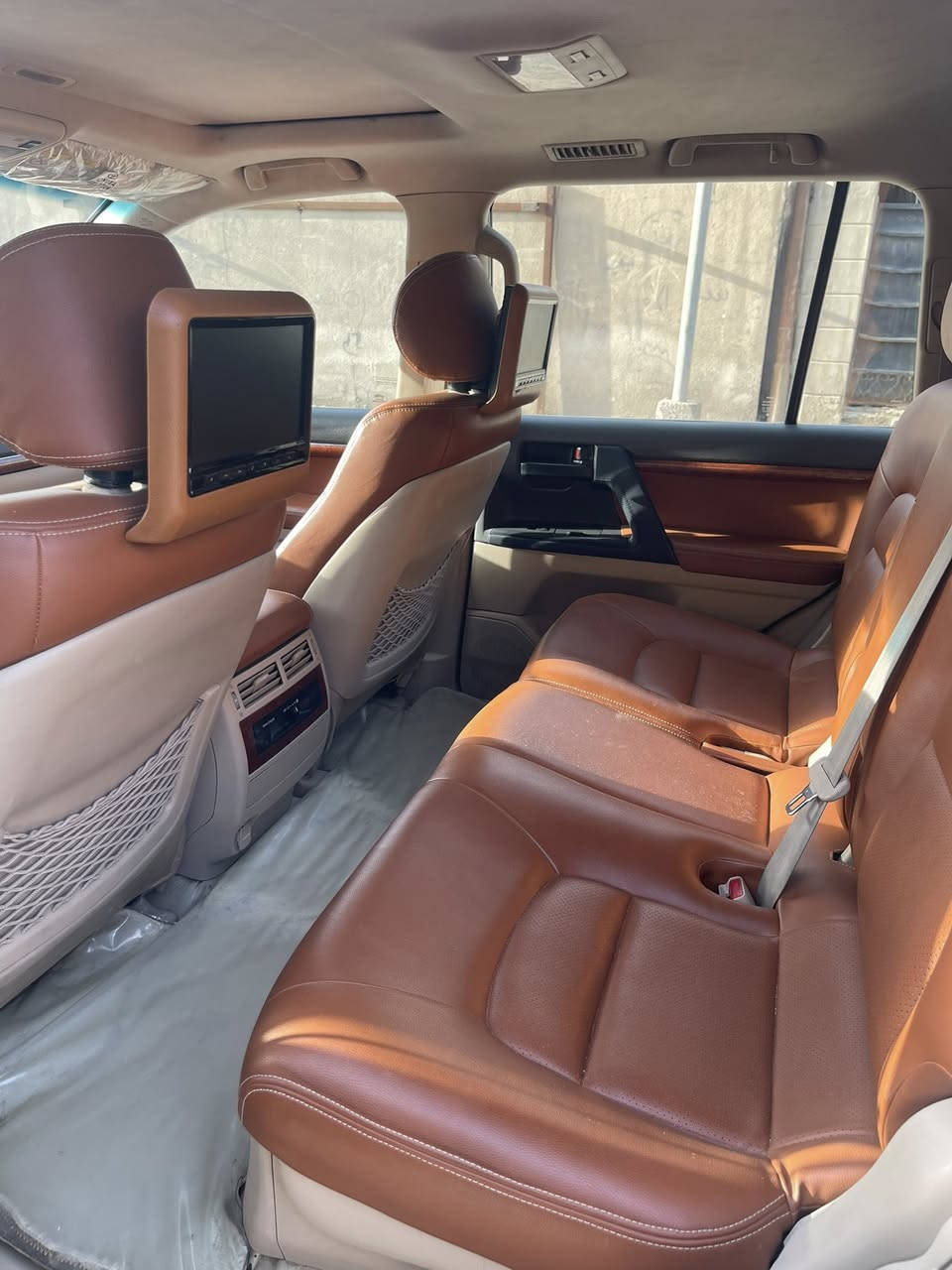 السلام عليكم الاند كروز للبيع ٢٠١٤ بريم فول مواصفات كفاله السياره السعر ٤١٠الاستفسار ***********
