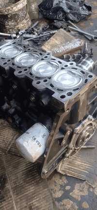 السلام عليكم الاخوه الأعزاء اليوم عدنا تجفيت محرك كوبلت ٢٠١٨ تجفيت عام مظبوط الفيتر امجد الخزعلي بغداد الكراده الحي الصناعي الاتصال ***********امجد
