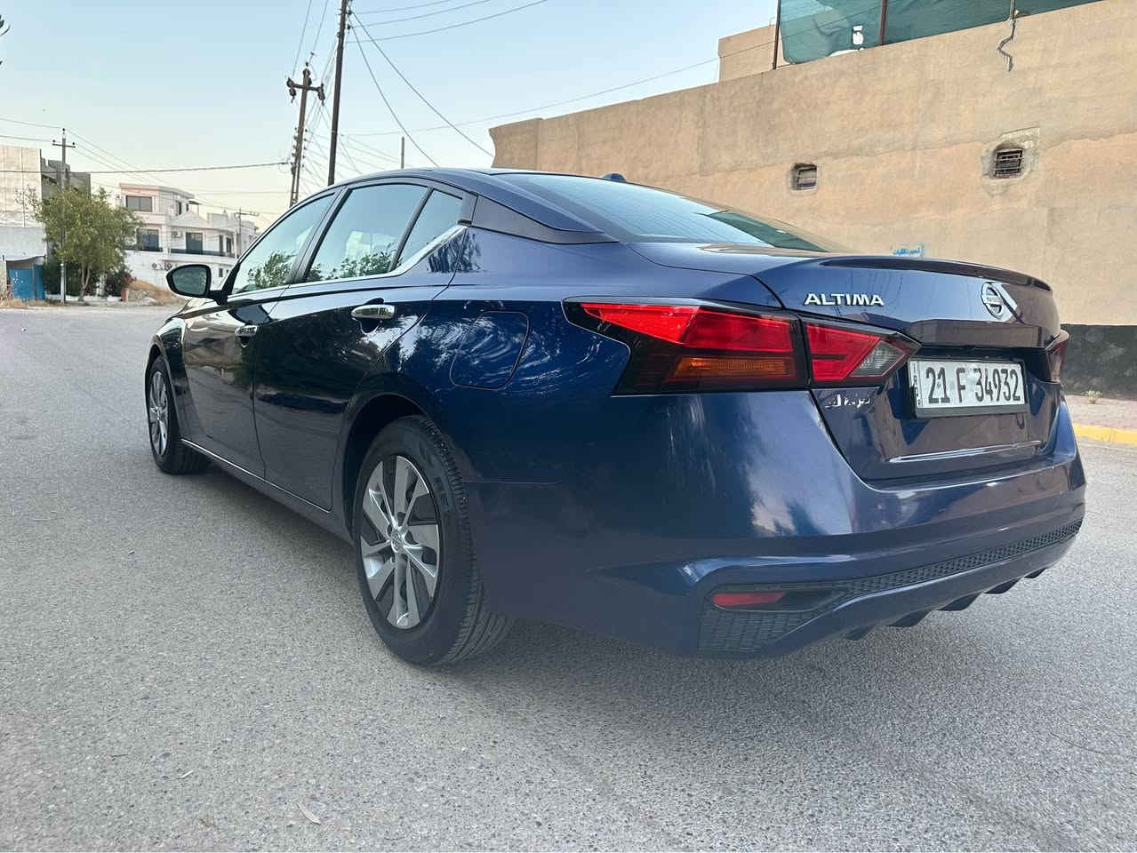 نيسان ألتيما  2020 وارد أمريكي مواصفات S لون أزرق محرك 2.5 4 سلندر كير محرك مكفول شرط لا فتح ولا صرف ولا بخار ظرر السيارة قطعه واحد فقط جاملغ امامي صبغ طرف سكن بدون دواخل بدون شاصي بدون بطانه بدونه أيرباك بدنه كولشي بلادي راديتر امامي بوابه امامي كوله بلادي والسيارة جاهزة تايرات جديد صدر كهربائيات تبريد شغال سنويه  جديد شرط تحويل دفتر بانزين بيها مكان كركوك سعرالبيع (132$) بي مجال لطيبين 
***********
*********** كركوك, العراق
