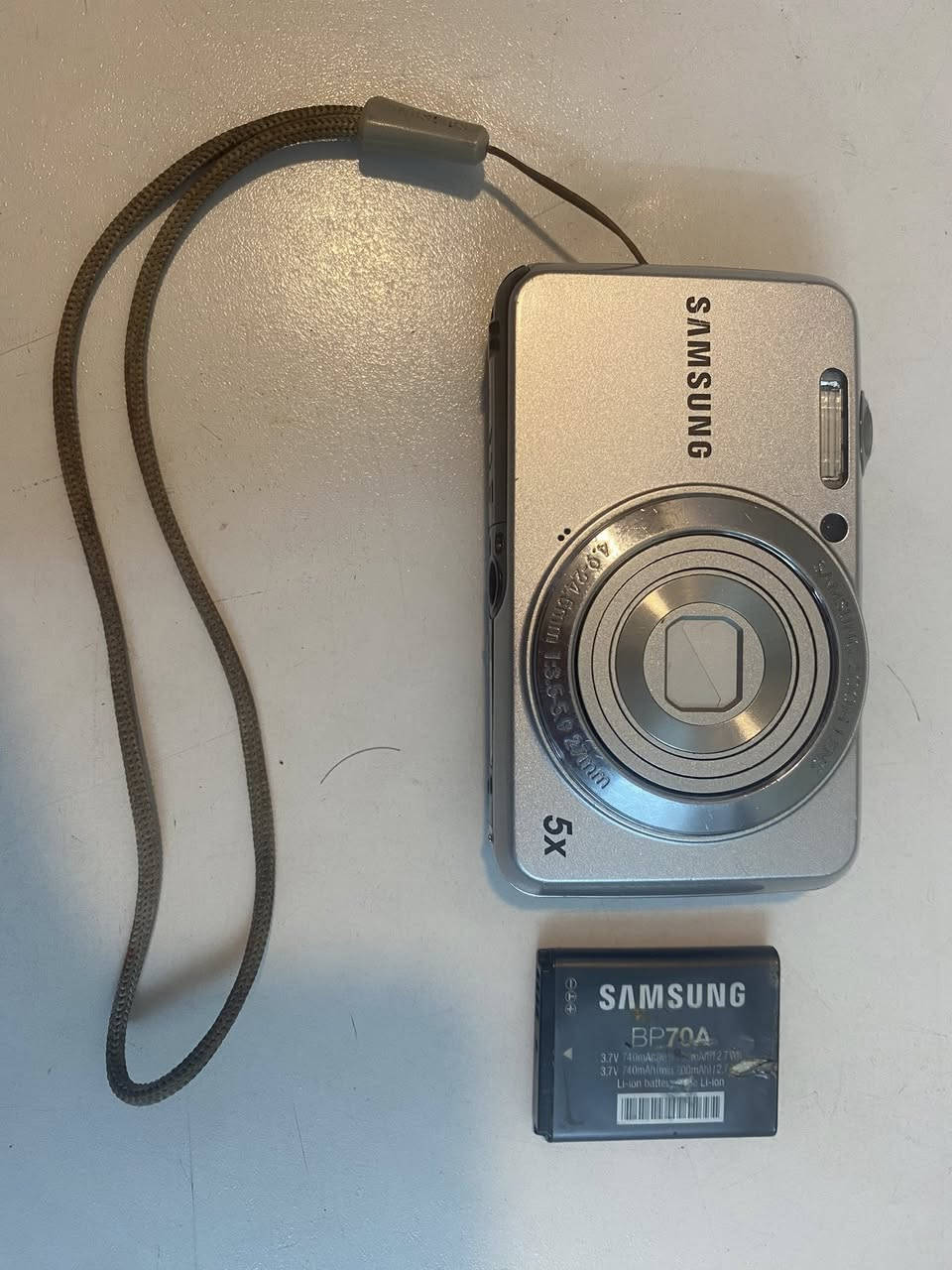 15 الف البطاريه تالفه


**إذا كنت صاحب هذا الإعلان وتريد حذفه لأي سبب، رجاءا أرسل رسالة إلى الدعم الفني**