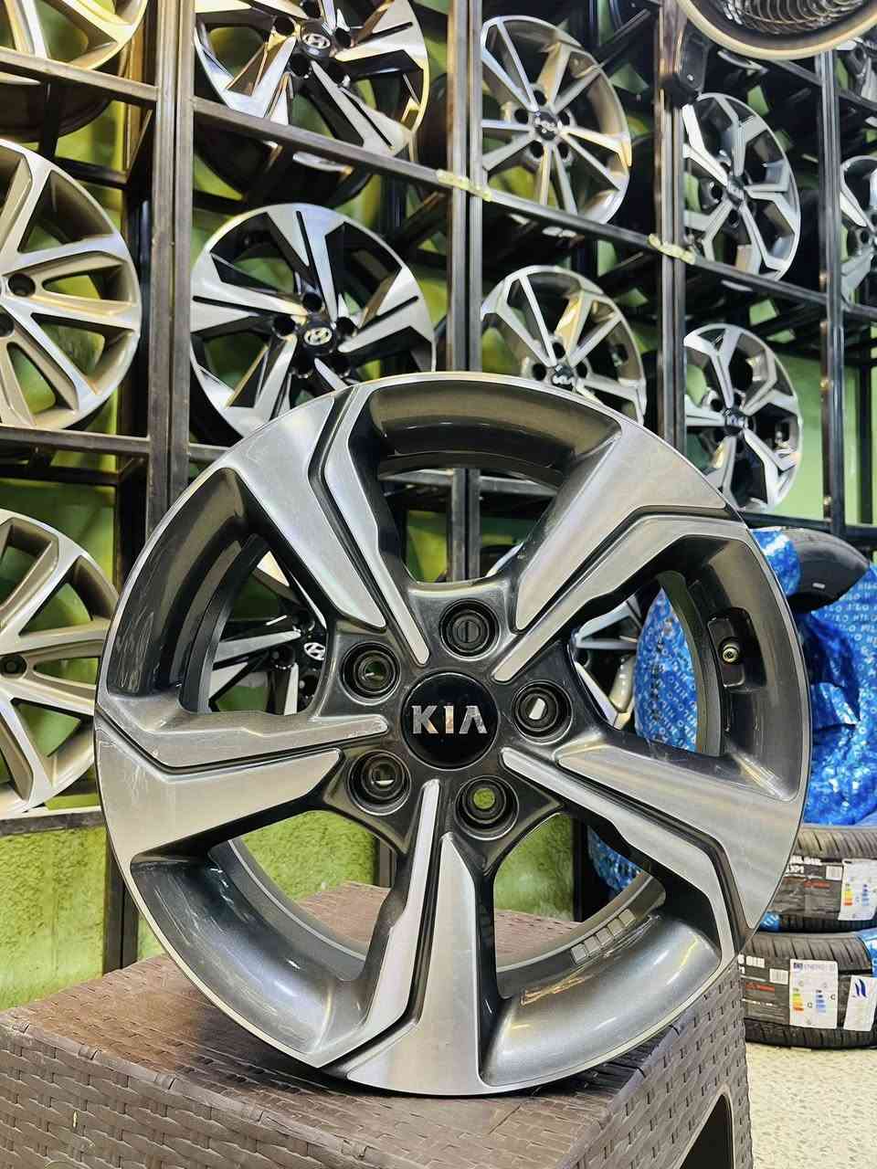 سلام عليكم شباب✅ ويل كب قياس (16)اصلي كوري 🇰🇷

فورتي سيراتو ويرهم كوري عام 🎫🏅بيع ومراوس 

مكفول من التصليح وتعديل ولحيم 0️⃣

عنوان بغداد حي العامل شارع 7نيسان(***********)

خدمات القريشي 🌎
