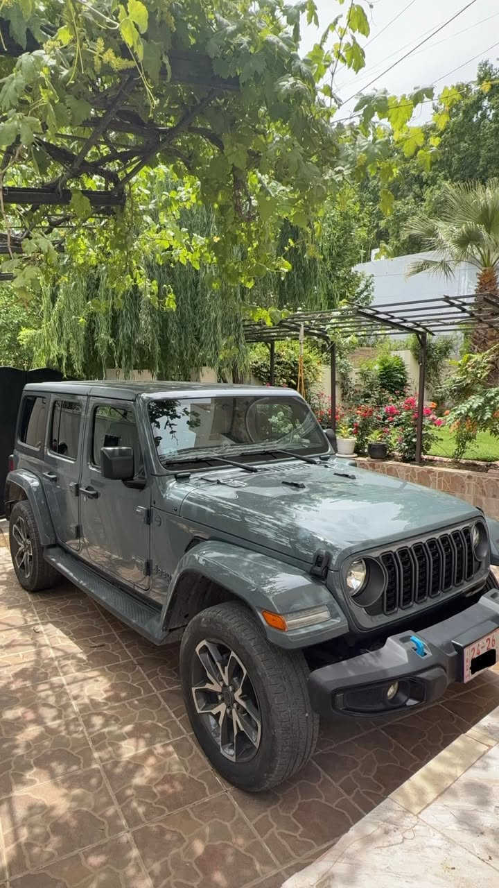 Jeep wrangler
مۆدێل/ ٢٠٢٤ سپۆرت
مەکینە/ ٤ پستۆن, turbo 2.0, plug in hybrid
ڕۆیشتن/ ٢٥٠٠٠ کیلۆمەتر
١ پارچە سبوغ دەرگای پشتەوە، بێ ئێرباگ
هەولێر
تەنها بۆ فرۆشتن

بۆ نرخ نامە بنێرە 

عربي 

جيب رانكلر ٢٠٢٤ سبورت
مكينة/ ٤ سلندر، ٢.٠ توربو، هايبريد
٢٥٠٠٠ كيلومتر ماشي
الضرر/ ١ قطعة صبغ، بدون ايرباك
مكان/ اربيل
فقط للبيع

للسعر دزو رسالة


**إذا كنت صاحب هذا الإعلان وتريد حذفه لأي سبب، رجاءا أرسل رسالة إلى الدعم الفني**