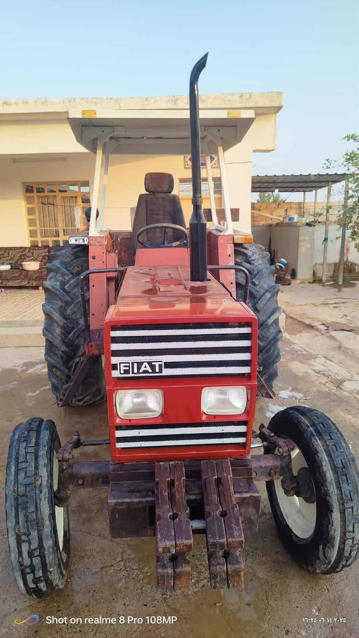 تركتر فيات للبيع حجم 780 موديل 82 ***********. ***********
