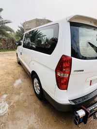 ستاركس مفتوح       موديل 2014.                   السياره بلاديه    بيه...