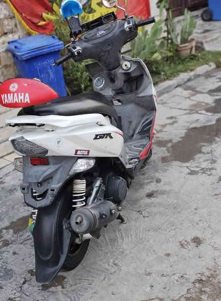 سلام عليكم دراجه نضيفه كلش امانت الله خرسه صار سنه منزله رنبه مكينه علا حطته دهن كلا امزويل ابدل اله لمو شراي لا يخابر رجائن اكفل مكينه وشاصي كفرات عليك بلكفر الكدام بي فطر واضح واقيه صالنصه ماكو وقفل جنطه ما تنقفل مكان بغداد الدوره سعر 650قفل قفل قفل ربع ما ينزل من سعره ولو ما محتاج ما ابيع غير 850 الله شاهد  اوراقه كامله منفيس ومكاتبه رقم ***********
