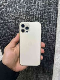 ايفون 12 برو للبيع الجهاز ممفتوح ولا مبدل بي شي ذاكرة 128 بطارية %75 ل...