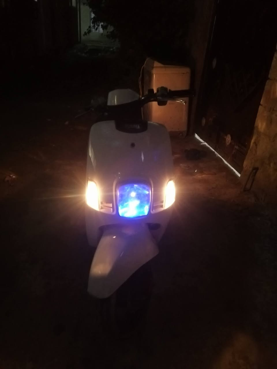 سلام عليكم دراجة للبيع بوليس مكاني كربلاء حي المام الحجة الشراي يتصل *********** صالهة 3تشهر من طالعة كفالة السعر 750
