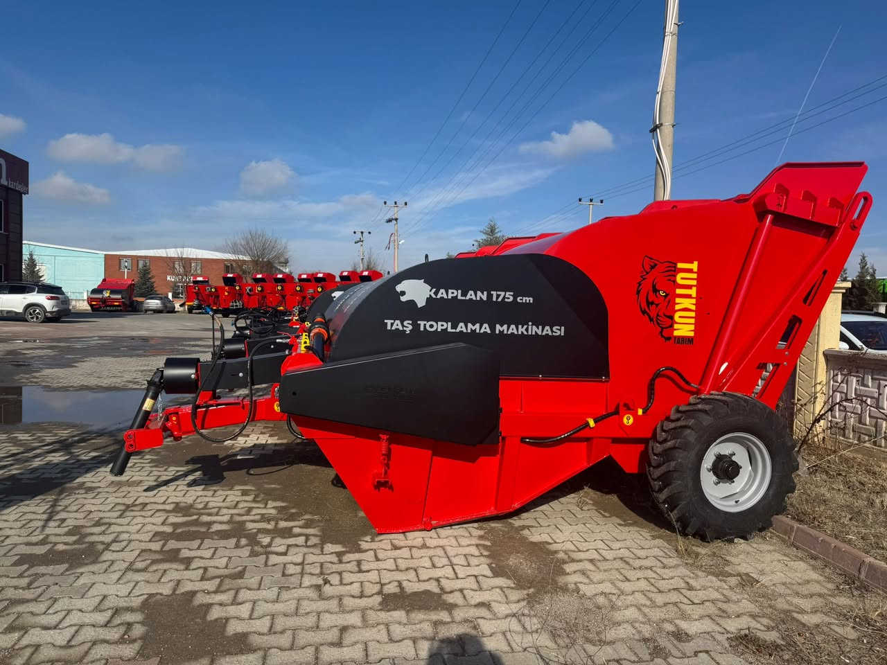 KAPLAN STONE PICKER – Renewed 2026 Model
📦 Now in stock!

As always, we carefully evaluate every feedback we receive from our valued customers.
All components and parts that needed improvement have been upgraded.

The result:
💪 A more powerful machine
⚙️ Higher efficiency
🛠️ Improved durability

We continue to develop the KAPLAN STONE PICKER to deliver maximum performance in the field.

📲 For detailed information, please contact us via the link below.
https://wa.me/+905354574554


**إذا كنت صاحب هذا الإعلان وتريد حذفه لأي سبب، رجاءا أرسل رسالة إلى الدعم الفني**