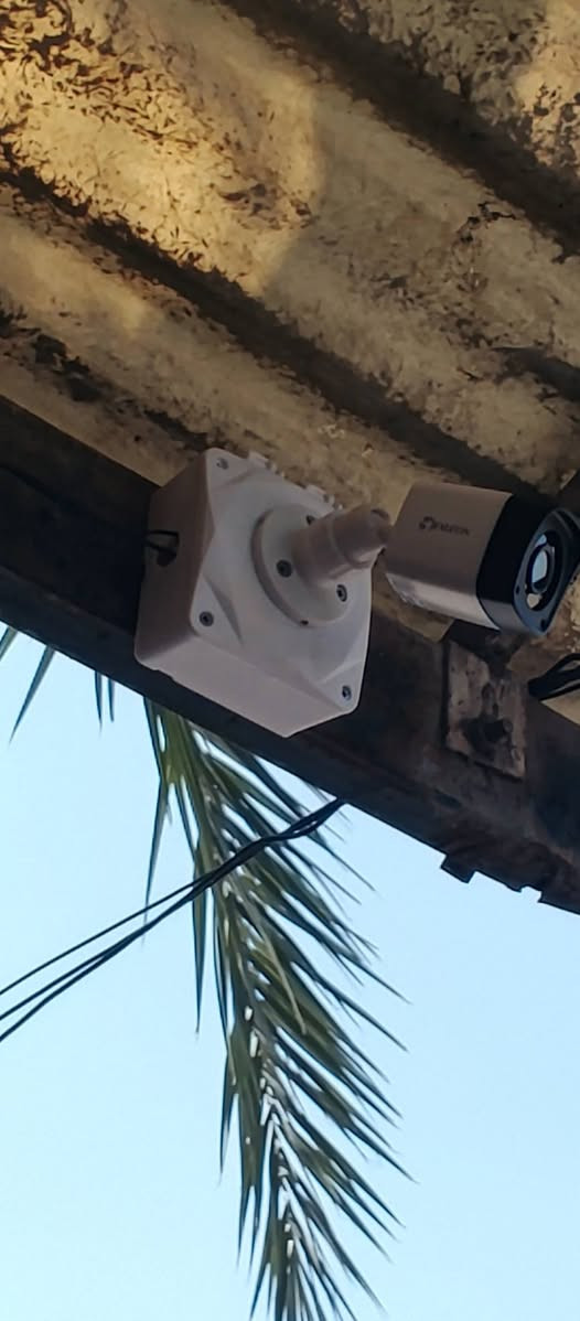 تم بحمد الله نصب كاميرات مراقبة Falcon 5 ميكا في منطقه الطوبجي – قرب مرور الطوبجي 
نضمن جودة عالية، ترتيب احترافي، وخبرة بالعمل 🔧🎥
جاهزين لتنفيذ جميع مشاريع الكاميرات للمحلات والمولات والمزارع والمؤسسات الحكومية والخاصة .
تواصل ويانه للطلب أو الاستفسار.***********
