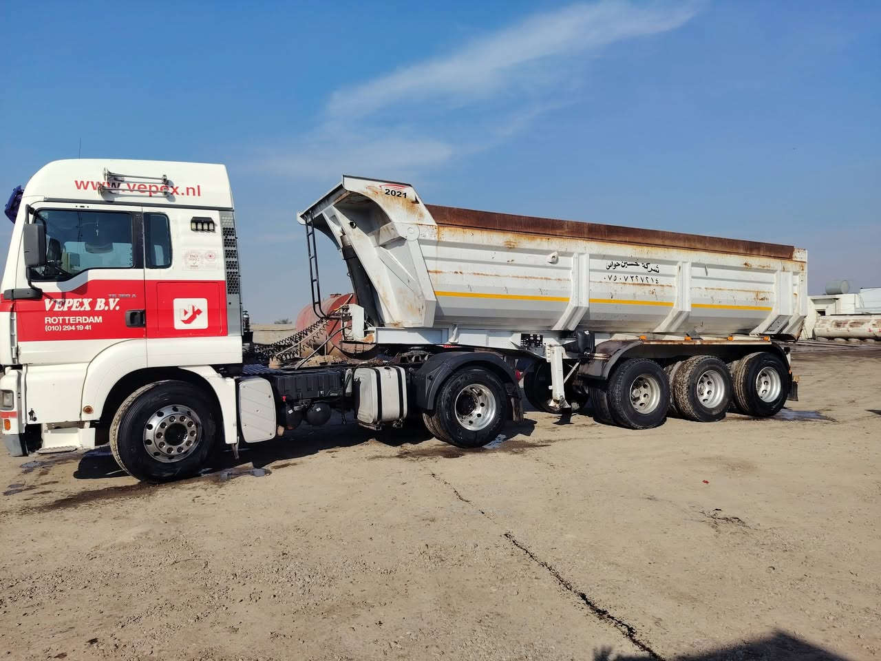 سلام عليكم مان موديل ٢٠٠١ سنويه راس  فقط مامربوطه سنويه لل 29 المكينه 410 بم ونوزل مكاني بغداد السعر 270 وبيهه مجال
***********
***********
غير متواجد على بالتعليقات
اتصل بيك خير وتدلل
