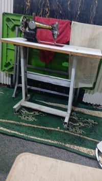 للبيع مكينه ٤٠ مع الميز ٠٧٧١١٩٥٠٣٦٣