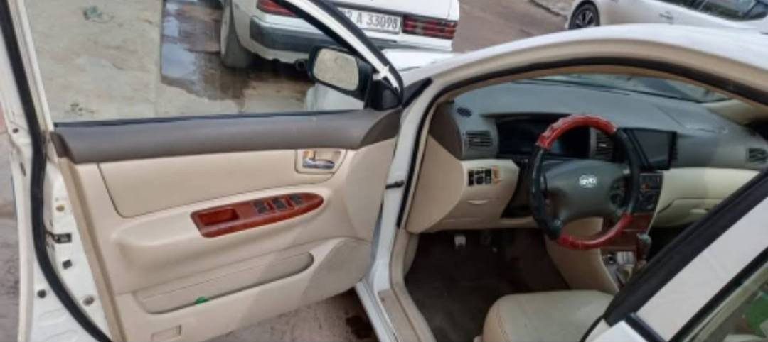 سلام عليكم سياره بي واي دي موديل 2011 رقم بغداد انكيزي سعر 48 رقم الهاتف *********** مكان كربلاء
