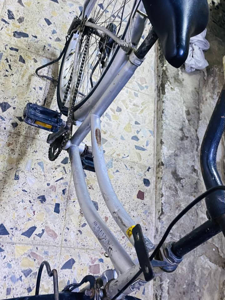 سلام عليكم بايسكل للبيع حجم 26 تايرات اصلي بيم اصلي ال سعر 35  وا بي مجال  
مكان بغداد الامين ثانيه قرب مدرسه سماحه 

رقم الهاتف   ***********

✅✅✅
