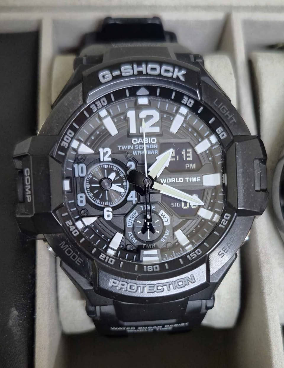 للبيع كاسيو جي شوك GA1100 Master of G مالطيارين أصلية صنع تايلند نظافة 99% القطر 50 زجاج مقاوم للضغط والخدش وعمق 200متر وبيهه توقيت كل دول العالم مع عداد سباق وتوقيت تنازلي وتوقيت عسكري مع بوصلة الكترونية ومقياس حرارة الجو والساعة دبل تايم رقمي وانالوك شاشة أسود مع أنارة كاملة ليزرية والساعة محاطة بأطار ستنلس ستيل ضد الصدمات مكاني بغداد الكرخ والسعر ٢٥٠ الف بغداد, العراق


**إذا كنت صاحب هذا الإعلان وتريد حذفه لأي سبب، رجاءا أرسل رسالة إلى الدعم الفني**