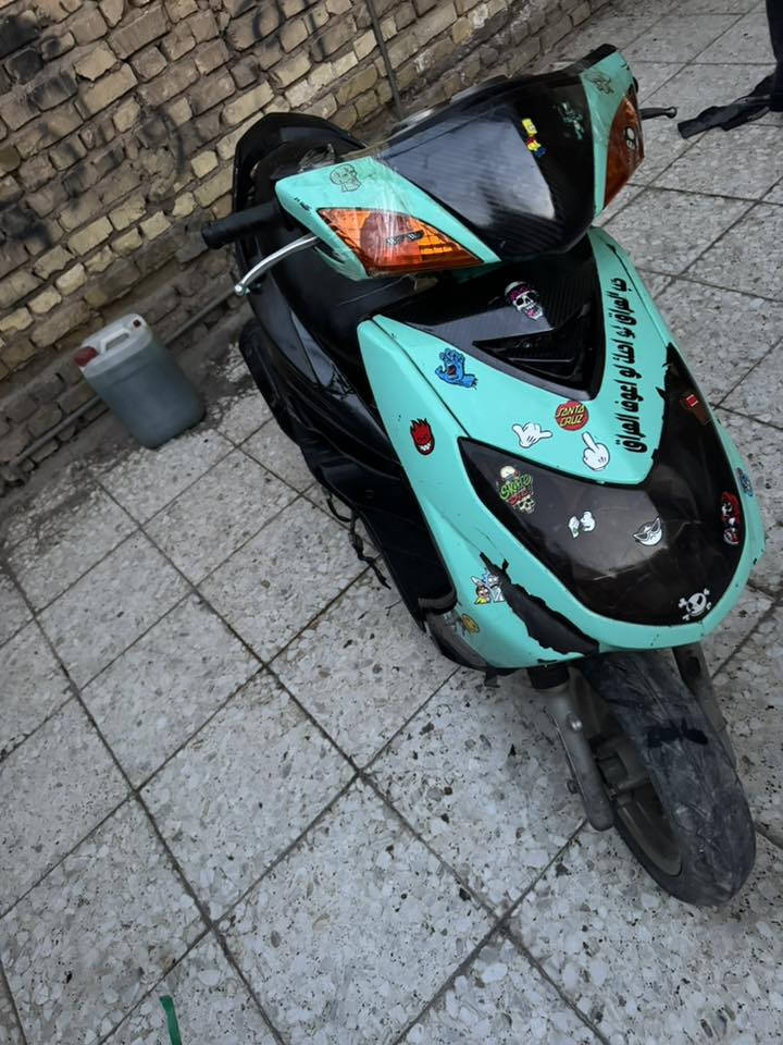 سلام عليكم سكنس فحل الدراجه متروكه صار فوك السنه الدراجه كله خير من الله واكفلها الك من كلشي بس بيها شغله وحده من اشغلها امشي بيها ورا ربع ساعه توكف الناريه ماعرف شنو السبب سعره ٣٥٠ وبيها مجال


**إذا كنت صاحب هذا الإعلان وتريد حذفه لأي سبب، رجاءا أرسل رسالة إلى الدعم الفني**