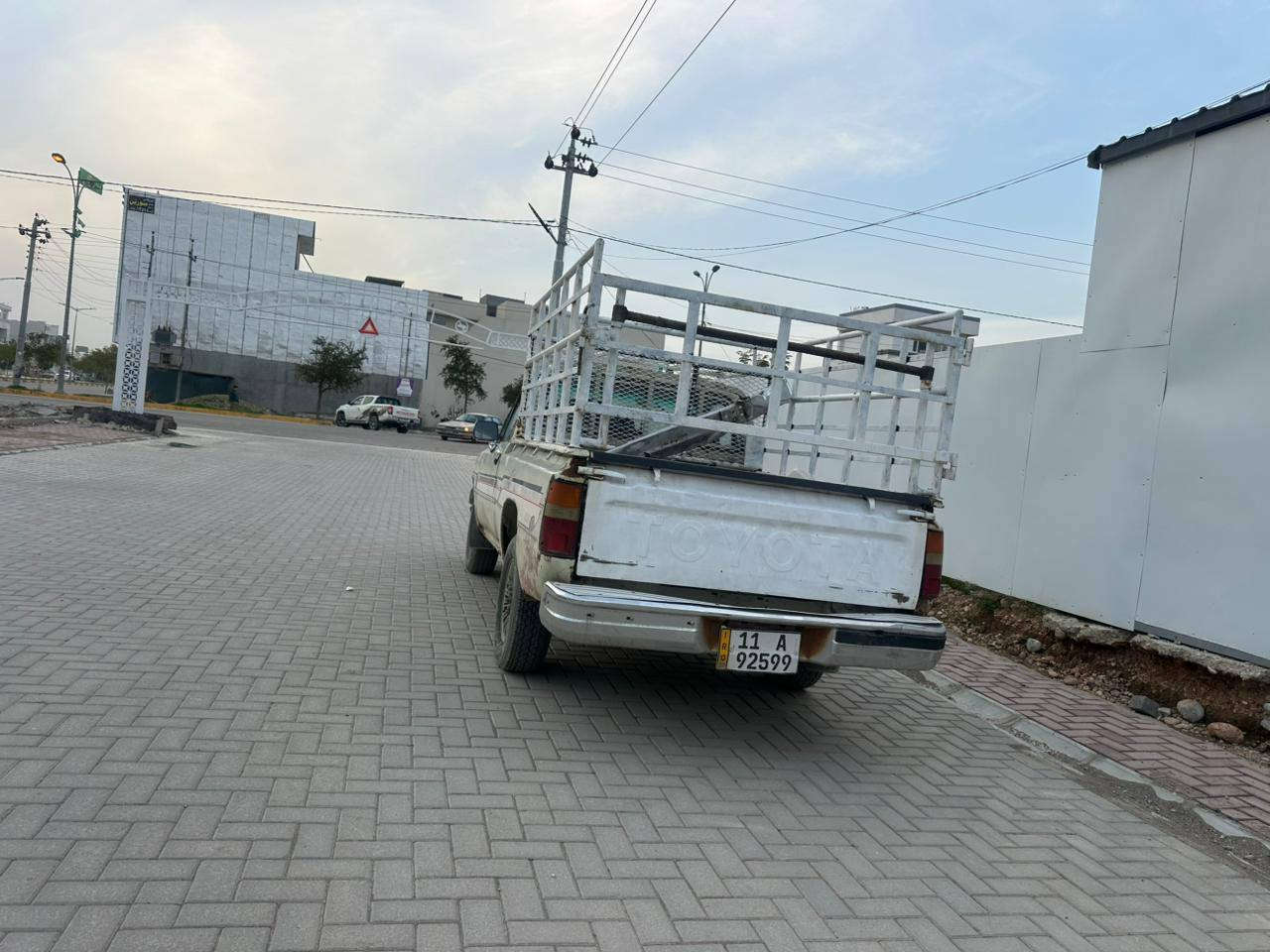 بيكم تيوتا 89 رقم بغداد دوالي بسمي تحويل مباشر محرك كير اكسل بشرط سعرها 47وبيها مجال للتصال *********** مكاني ديالى
