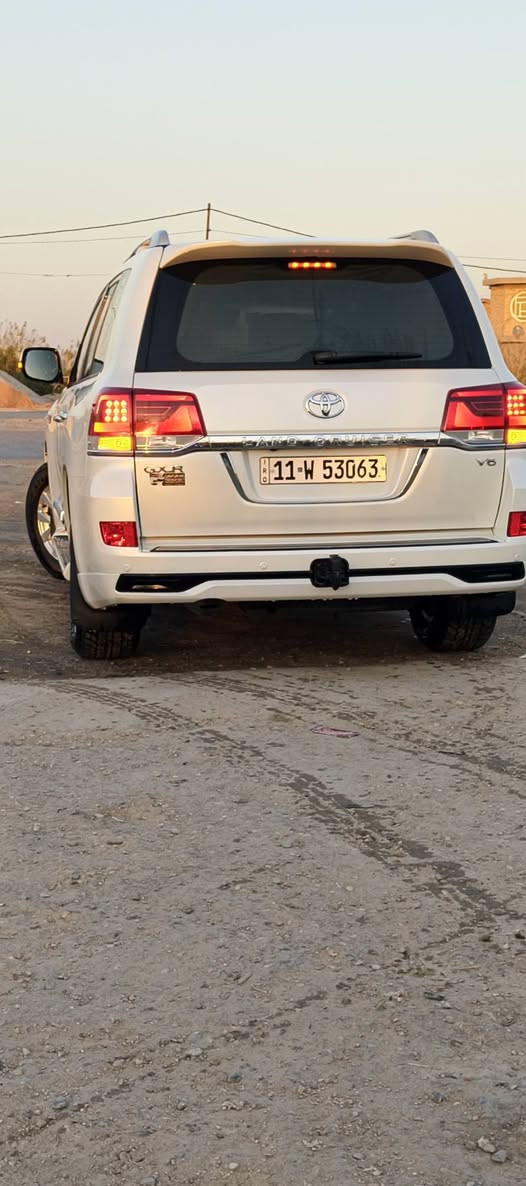 سلام عليكم. الانكروز ٢٠١٦ماشي٩٣مكفول عده السونار مرفوق ويه الصور بسمي مكانه الديوانية الحمزة الشرقي ٦سلندر فول مواصفات تشغيل عن بعد
جام يصعد ونزل عن بعد
حساس امامي خلفي ناطق
كشن كهرباي اتلث دكم
شاشه ترتفع جواه سيدي
ترحيب وظاه بل دوسه 
اناره داخلي جوه الرجل ابلاد
مري قابل الطي عند التقفل
وبعد هواي مواصفات
السياره جديده ماتخسر عليه ألف دينار 
الله يرزف التكون من نصيبه والله جديده السعر جوه السوك ٤٦٥اربع شداد وخمسه وستين السفسار التصال على ***********
*********** أبيه واتساب
