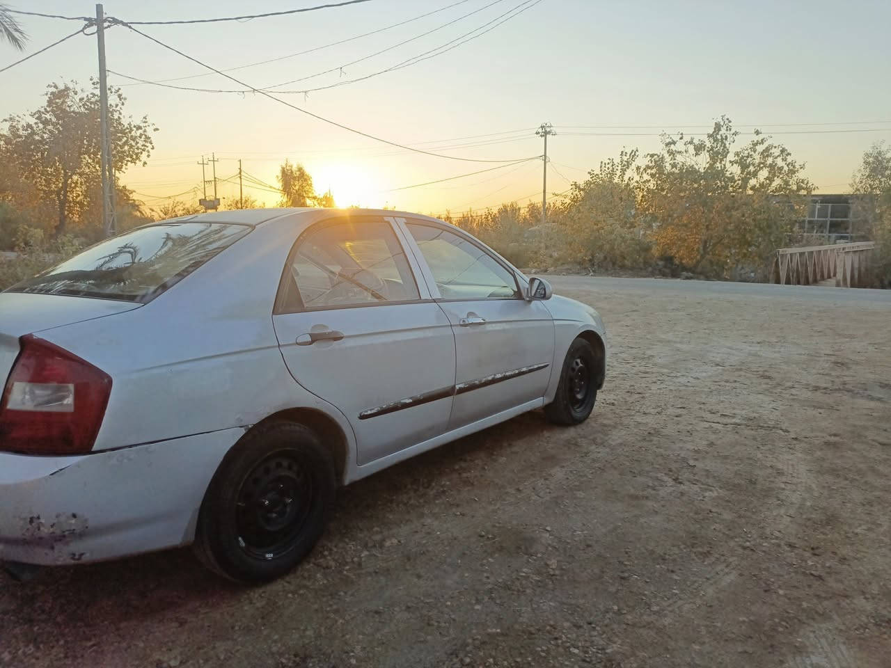 السلام عليكم كيا اسبكترا للبيع سيارة خير من الله
موصفات
اربعه دسك
مثبت سرعه
مكينه ٢٠٠٠
تبريد شغال خير من الله
كهربائيات شغاله
تخم تاير جديد
مكينه وكير خير من الله 
دواخل جدد 
الكشر بيه جراد يرادلها صبغه
مديل ٢٠٠٦
السعر ٧٢بيه مجال حك الجيه امداور ثاني يوم الاتصال ***********
