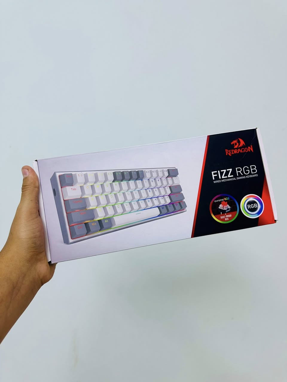 السلام عليكم اكس بوكس سيريس اس واحد تيرا لبيع بعده جديد يجي كافت الملحقات (420 الف)
شاشة مخصصة لألعاب تدعم 2k وهاي الموصفات 

الموديل: GOAE24QHD180IPS
 • المقاس: 24 بوصة
 • الدقة: QHD (2560 × 1440 بكسل)
 • اللوحة: FAST IPS
 • معدل التحديث: 180Hz
 • زمن الاستجابة:
‏ • 1ms GTG
‏ • 0.5ms MPRT
 • الدعم:
‏ • AMD FreeSync
‏ • NVIDIA G-SYNC Compatible
 • سهولة التركيب: Quick 
رايده (200 الف )Installation

كيبورد 

 النوع: ميكانيكي (Mechanical Keyboard)
 • الحجم: 60% (بدون Numpad – صغير ومناسب للألعاب)
 • الإضاءة: RGB بإضاءة قابلة للتخصيص (Chroma RGB)
 • المفاتيح: Red Switches (سريعة وخفيفة – ممتازة للألعاب)
 • الاتصال: سلكي (Wired USB-C Detachable Cable)
 • عدد الأوضاع الضوئية: أكثر من 20 وضع إضاءة مختلف
 رايده (35 الف)

ماوس 

النوع: ماوس ألعاب سلكي (Wired Gaming Mouse)
 • المستشعر: بصري عالي الدقة (High-Precision Optical Sensor)
 • أقصى دقة (DPI): 12,400 DPI (قابلة للتعديل)
 • عدد الأزرار القابلة للبرمجة: 5 أزرار
 • الذاكرة الداخلية: موجودة (On-board Memory لحفظ الإعدادات)
 • العمر الافتراضي للأزرار: حتى 20 مليون ضغطة
 • الوزن: فائق الخفة 42 غرام فقط
‏ • Polling Rate: حتى 1000Hz (1ms) لسرعة استجابة عالية جدًا رايده (30 الف)
سماعات خارجية رايده(25 الف ) 
سماعات محيطية رايدها( 25الف )
وبطاريات شحن ليدة رايده ( 10 الف )
ماوس باد رايده (10) 
يوجد توصيل كافة المحافظات 
ملاحظة ( بيهن مجال لطيبين 🤍)


**إذا كنت صاحب هذا الإعلان وتريد حذفه لأي سبب، رجاءا أرسل رسالة إلى الدعم الفني**