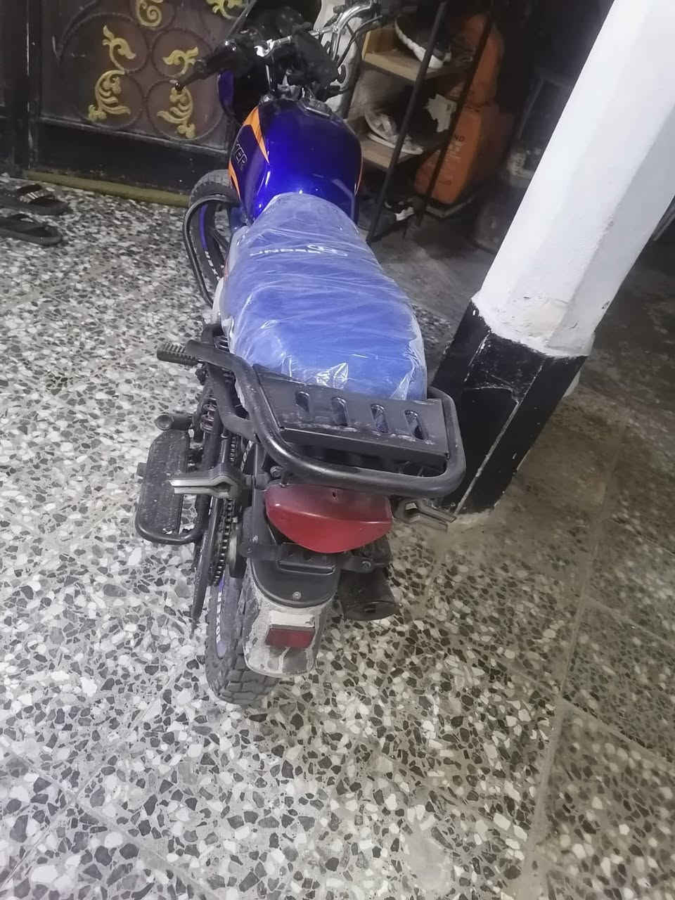 السلام وعليكم بوكسر 2023للبيع نقص بس جاملغ امامي سعر 950وبيها مجال بدون أوراق للستفسار


**إذا كنت صاحب هذا الإعلان وتريد حذفه لأي سبب، رجاءا أرسل رسالة إلى الدعم الفني**