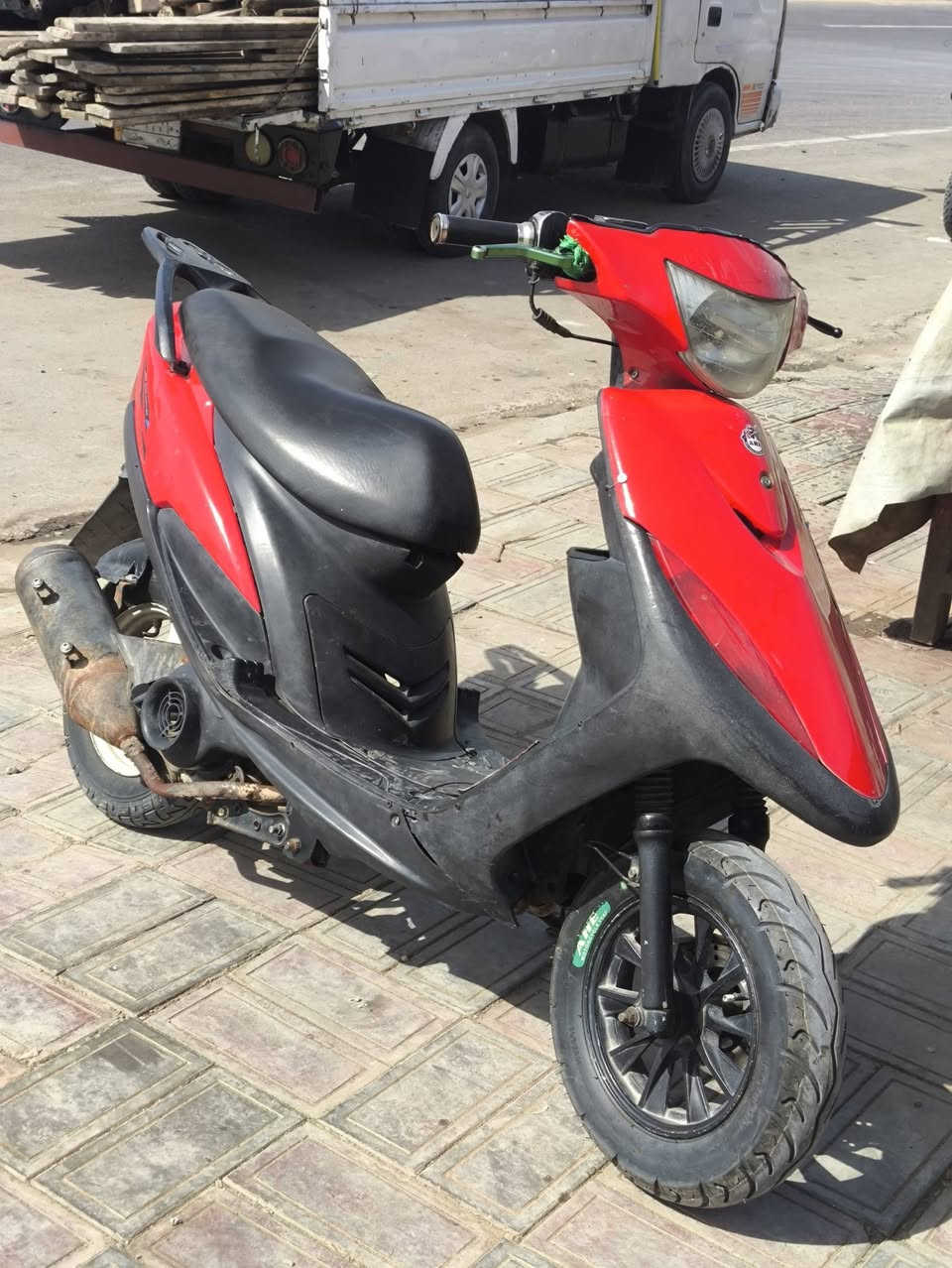 السلام عليكم دراجه ماكس عدله للبيع شغاله سلف كهربايات كربلاء قرب جامعة العميد السعر 500وبيه مجال حك الجيه ***********
