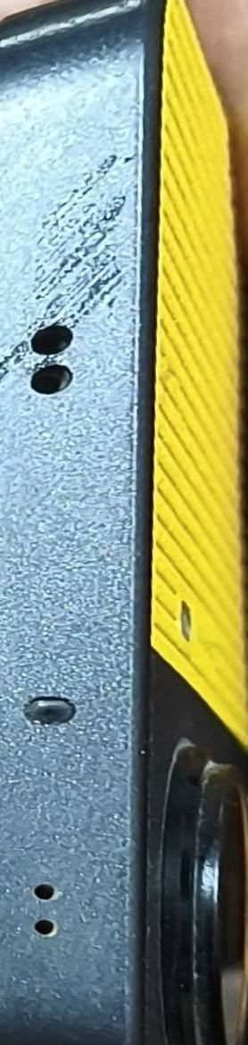 السلام عليكم جهاز بوكو x7برو للبيع مكفول كل أدواته موجوده ماعده الشاحنه عاطله الجهاز جدامك  السعر   440 وبي مجال بصيط الا تصال عل الرقم ***********
