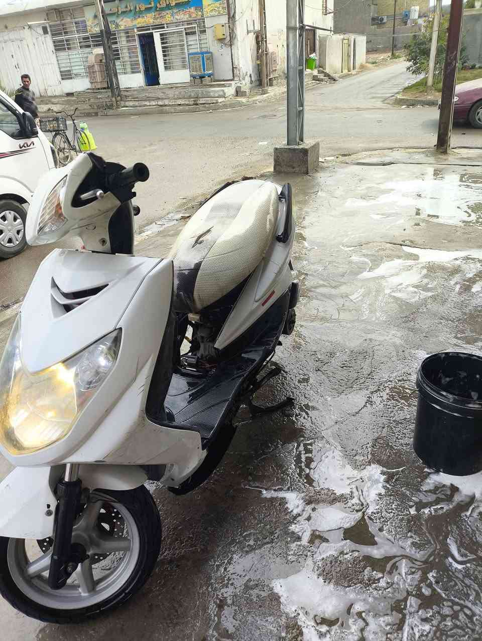 السلام عليكم سكنس فحل للبيع دراجه كلج رياضي امامي صالنه رياضيه دراجه نكرر سلف سعرر 650 وبيه مجال 
رقم ***********
