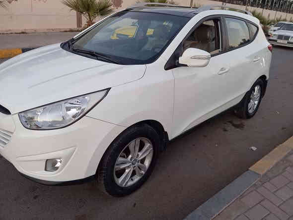 توكسن موديل 2011 بدون صبغ  رقم نينوى فول مواصفات السعر  136 ورقة وبيها مجال    للاتصال بالرقم   ***********    او  ***********
