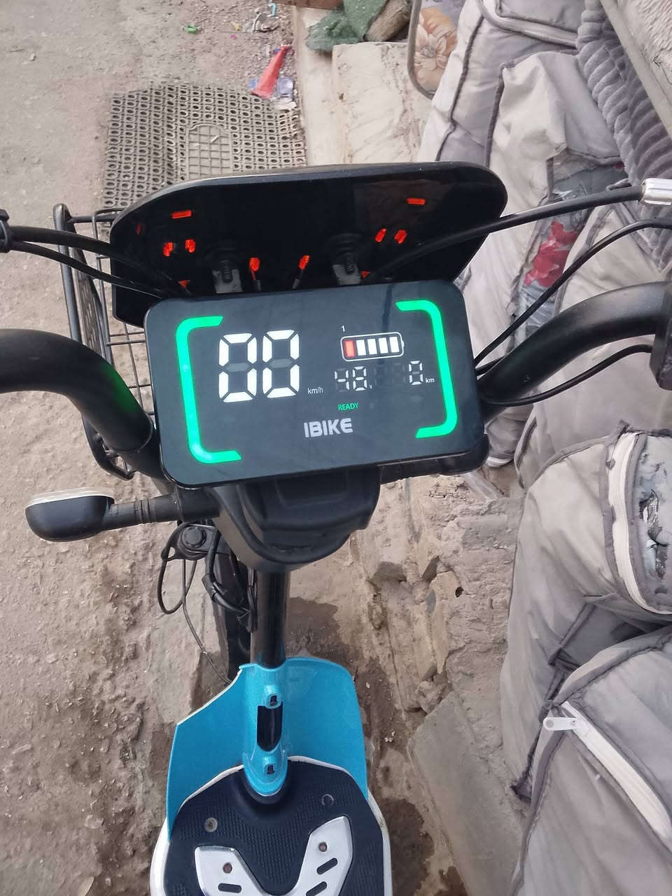 للبيع شحن شغال سعر 250 حي المكرمه شارع الطاقه رقم الهاتف*********** نجف
