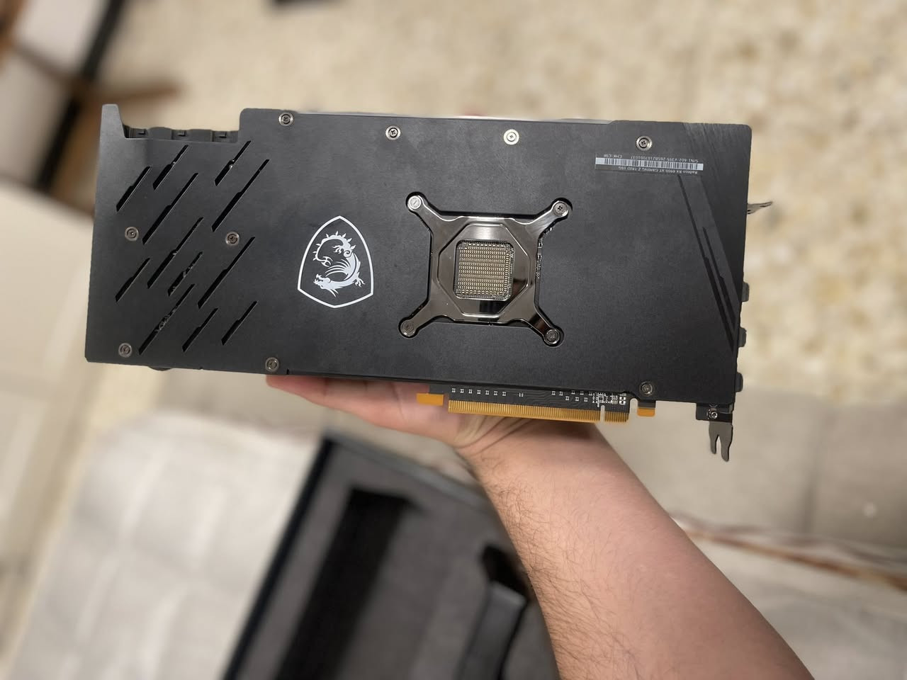 rx6900xt msi trio z 16gb

الكرت مستخدم قليل جداً نضيف  وداخل ضمان

مكاني بغداد حي العامل توصيل لايوجد

السعر 650 وبيها مجال بسيط حك الجية

للتواصل ***********
