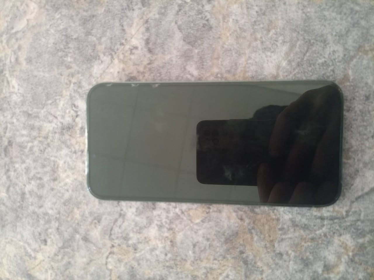 عندي ايفون 13برو ماكس
ذاكره 256. تك سيم 
بطاريه 77 مامبدل  مامبدل بي اي قطه 
كلشي وضع الشركه 

مراوسه ويه s24الترا
ويه 23الترا
***********
