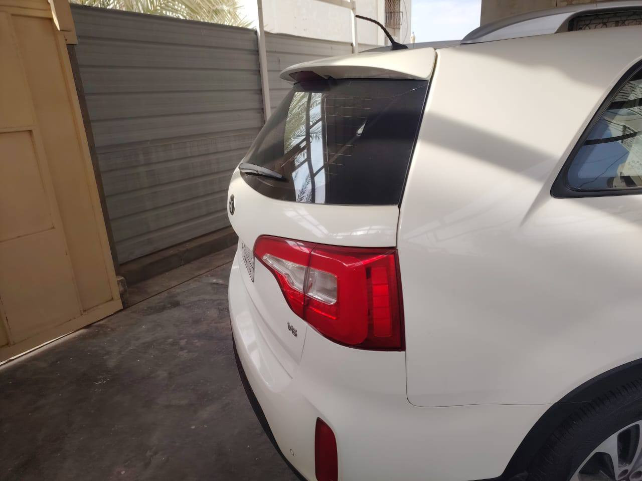 سورنتو ٢٠١٥ كامل مواصفات كويتي رقم بغداد باسمي  ٧ راكب محرك ٦ سلندر  فور ويل بنوراما مري شفط زراكات لايت  حساسات بدون ضرر جاهزة من كل شي سيارة بيت صاحبها موظف السعر ٢٢٢  وبيها مجال للتواصل رقم الهاتف ***********
مكلف بنشر
