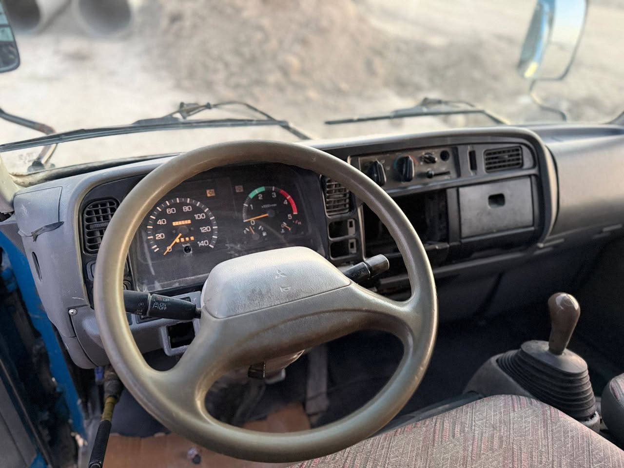 كنتر بزون قلاب فحل مكينه 108 
33 سياره جاهزه ‏‪***********‬‏
