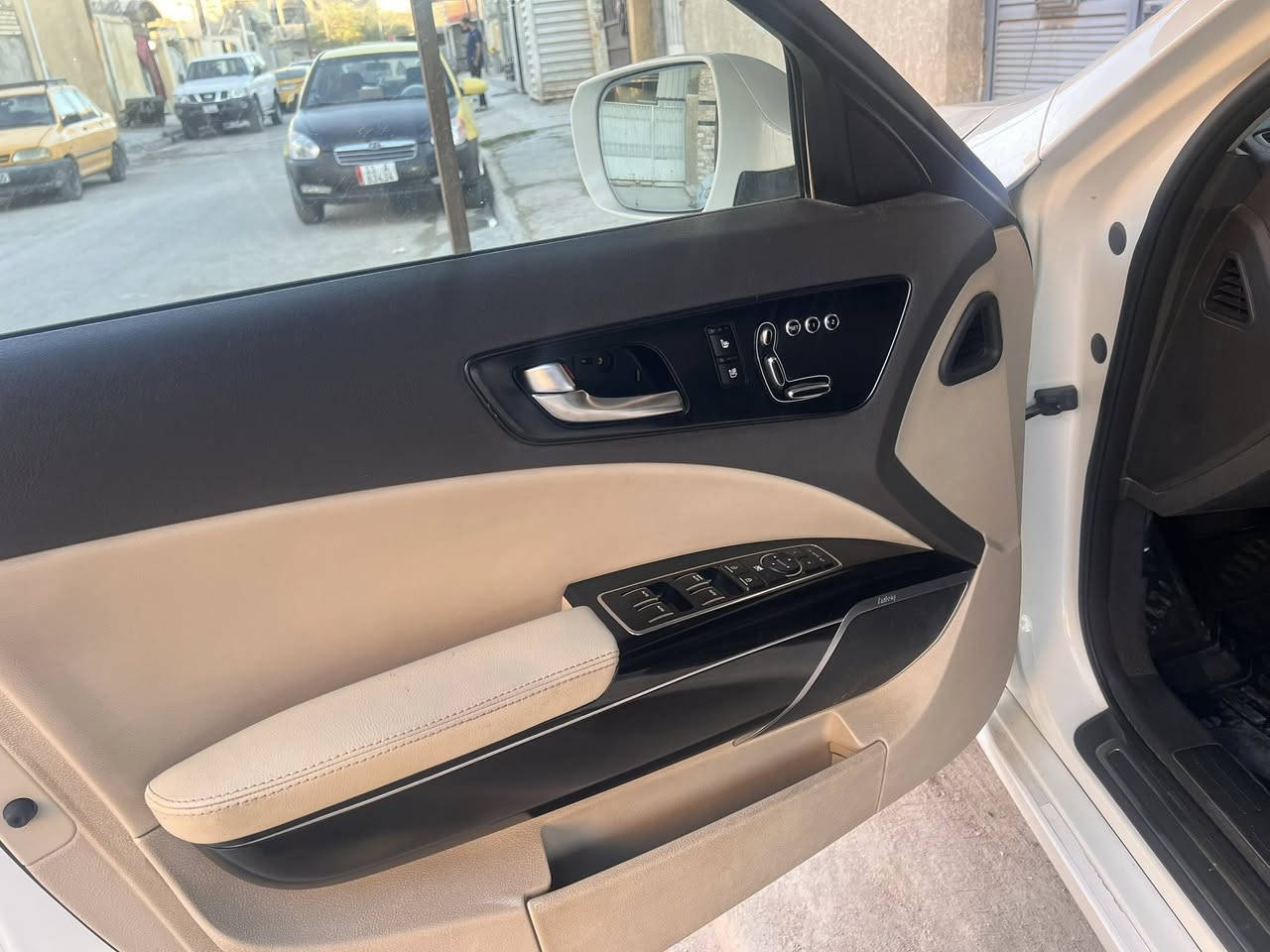 كورس للبيع موديل 14 سيارة نضيفة بيهة باب صدر وجوملغ خلفي فقط صبغ بدون حادث حدادية جديدة  155 رقم بغداد ماشية 141 فئة ثانية خليجي


**إذا كنت صاحب هذا الإعلان وتريد حذفه لأي سبب، رجاءا أرسل رسالة إلى الدعم الفني**