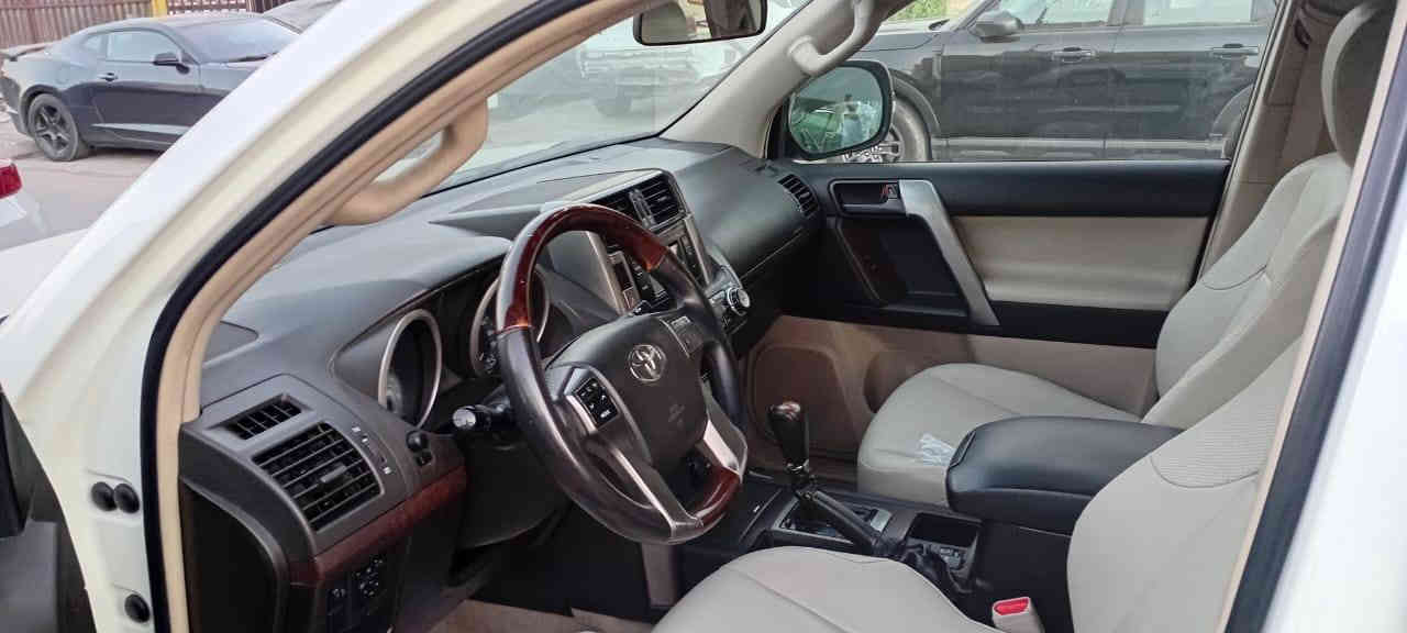 برادو ٢٠١٣V6 للبيع  
دبل تانكي هوك خلفي سبير تعليك فتحة بصمة مري شفط فور ويل ٧ راكب تبريد ثلاث قطع ثلاجة بالفرس بصمتين اصليات تخم تاير برجستون السيارة جديده لوك ماشيه ٢٢٣ الف حقيقي ع ايد وحده مابيه اي نقص ترايها مال ٢١ بيها صبغ جاملغ امامي ايمن اثر طخه بسيطه بدون داخل وبيه بارد بالجاملغ الخلفي وحافة الباب فقط
رقم بغداد  الجديد ب اسمي
 مكان السياره جميلة
السعر 280$
***********
