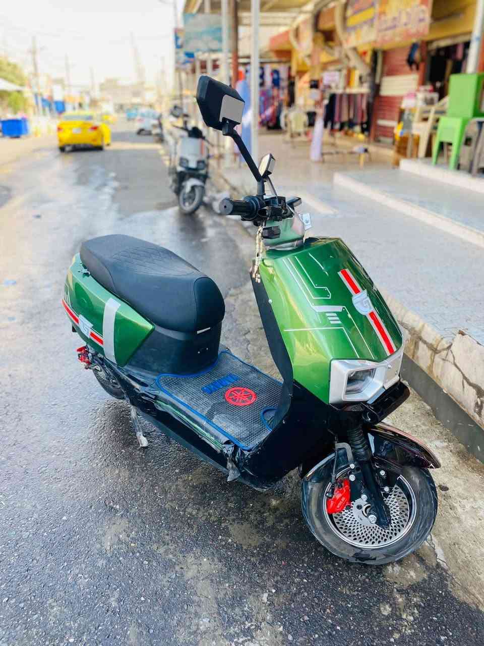 دراجه للبيع شحن ملف 2500 بطاريات شرط كلهم يقرون 10 الضفيره الجديد كله شغال السعر 500 وبي مجال رقم ***********
