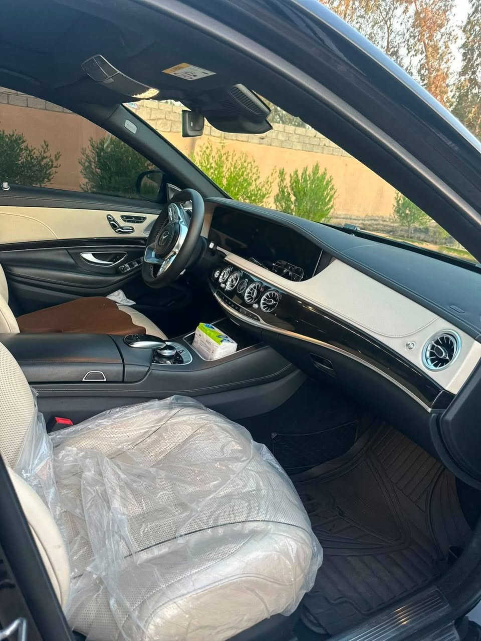 مارسدس s560 موديل 2019 فول مواصفات للاخير ماشيه 130 بسمي لتواصل اتصل ‏‪***********‬‏
